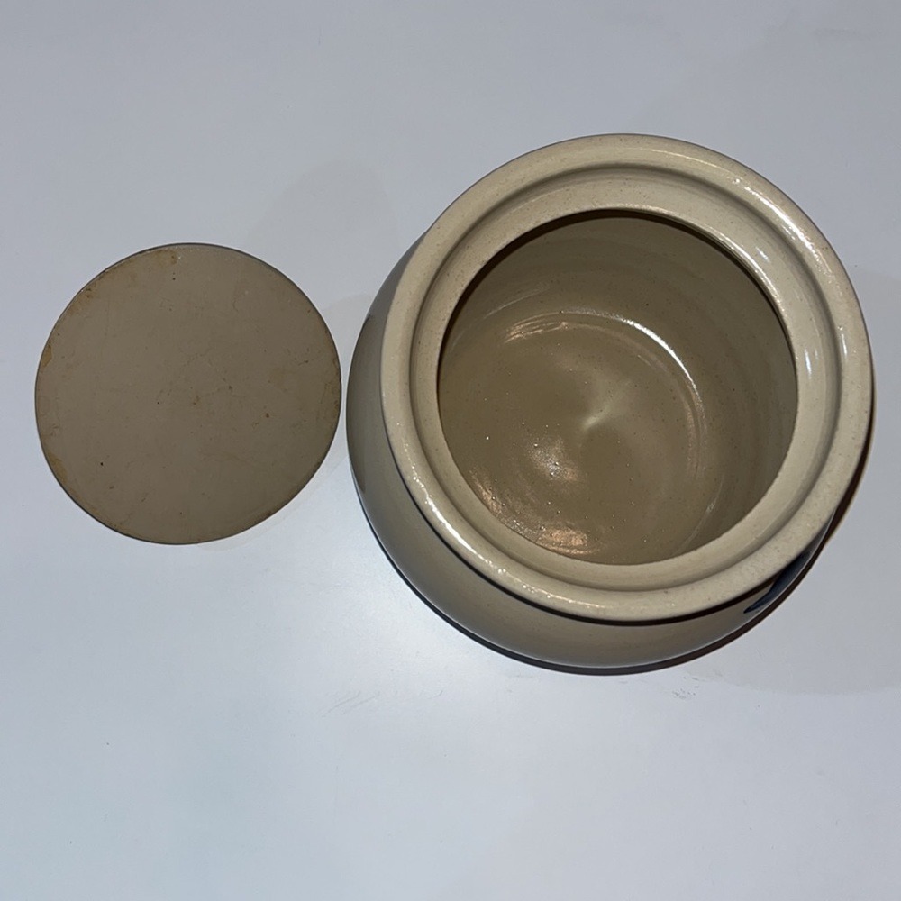 Casey Pottery Crock Apple Design - Picture 4 of 7